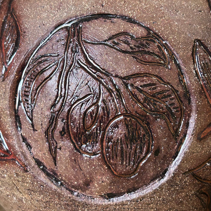 ਅੰਬ (mango) vase